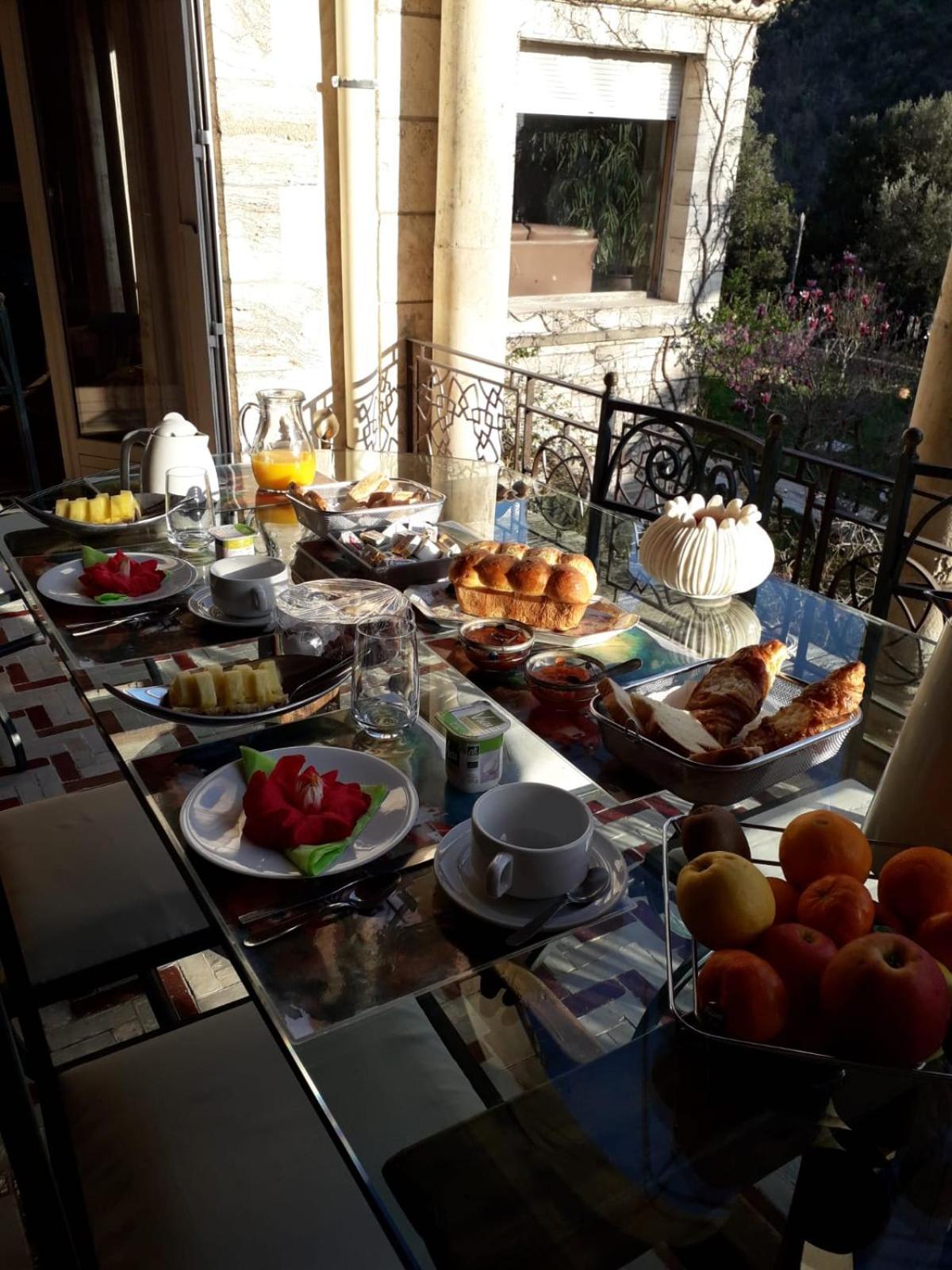 Les Arbousiers Hotel Céret Eksteriør billede