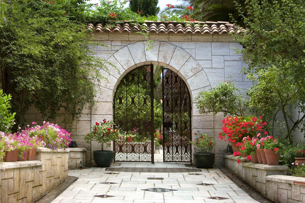 Les Arbousiers Hotel Céret Eksteriør billede
